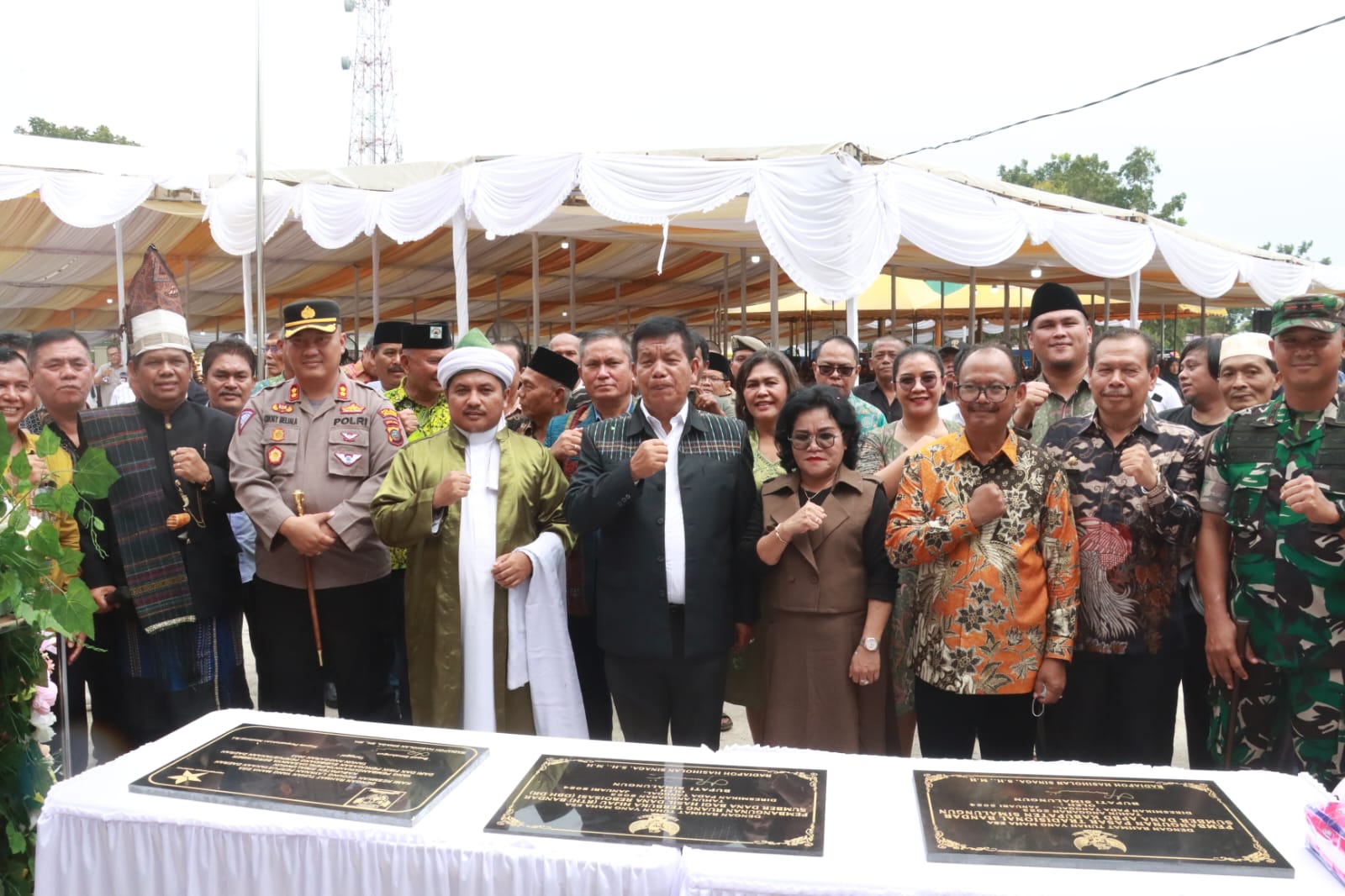 Kapolres Simalungun, Hadiri Marharoan Bolon dan Peresmian Kantor Camat Bandar, Refleksi Nilai Persatuan Gotong Royong