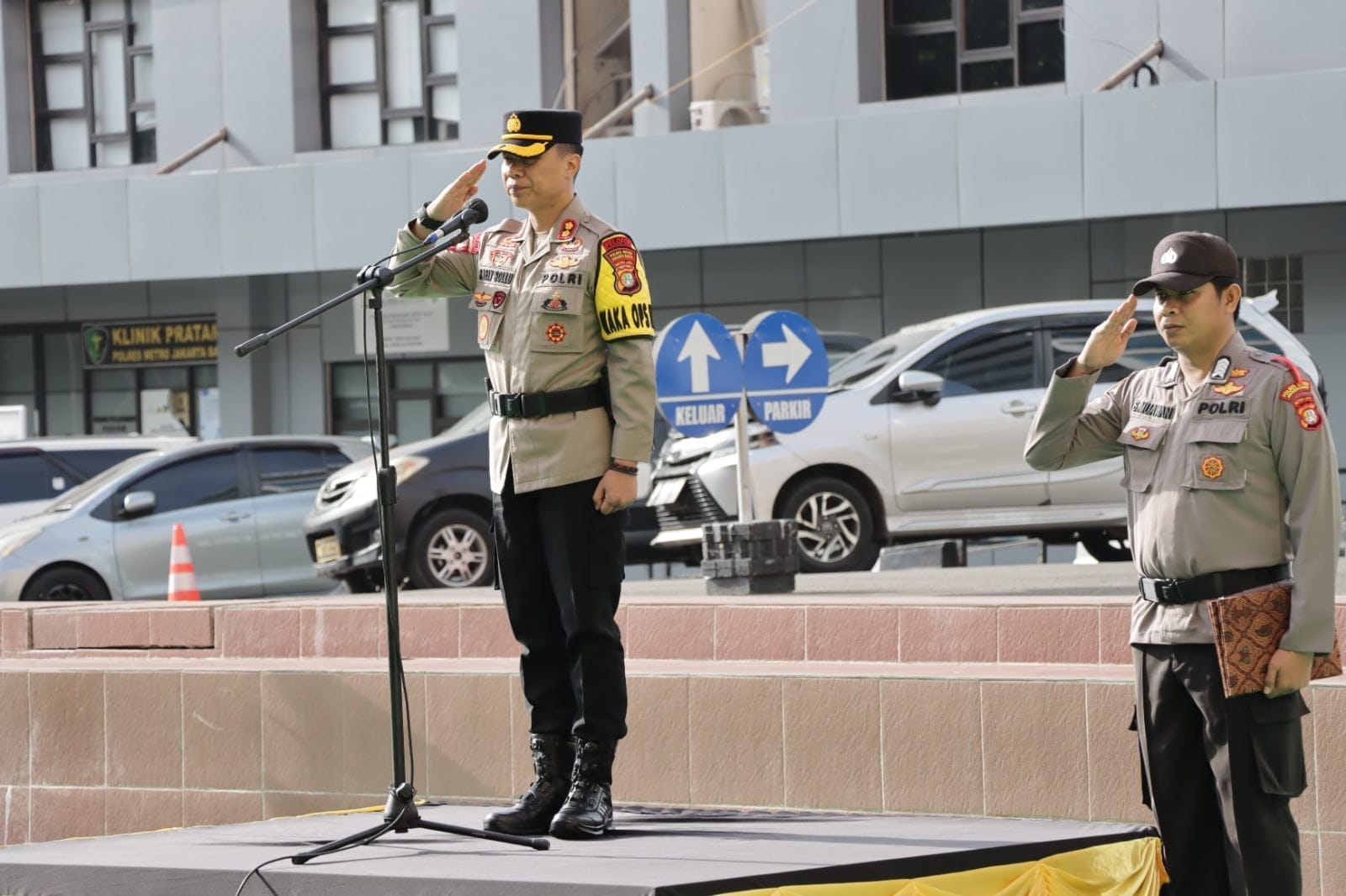 Polres Metro Jakarta Barat, Peringati Hari Kesadaran Nasional 2024 Dengan Upacara Bendera