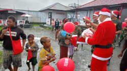 Satgas Yonif 715/Mtl rayakan Natal dengan masyarakat