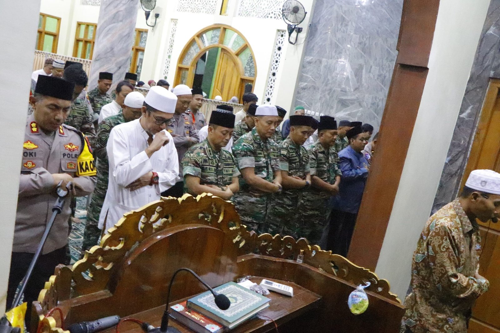 TNI-Polri Gelar Sholat Tarawih Bersama, Wujudkan Sinergi dan Harmoni