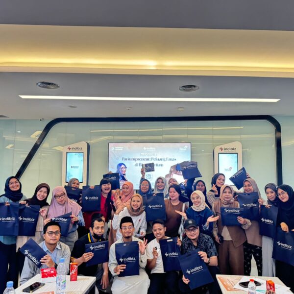 Telkom Regional 5 Dorong Wirausaha Parfum Lokal Lewat Program Indibiz Insight di Makassar