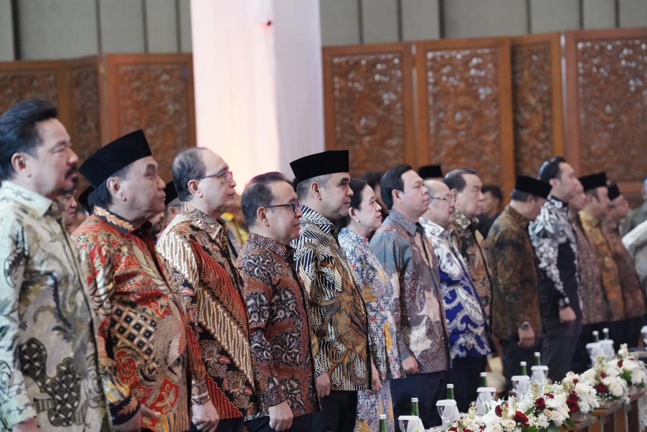 Irjen TNI Hadiri Peringatan Hari Konstitusi dan HUT Ke-80 MPR RI