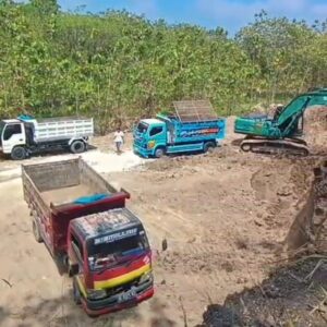 Di Tengah Debu dan Bising Tambang, Warga Ngaglik Bertanya: Ke Mana Penegak Hukum?