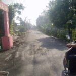 Jalan Kabupaten Durikedungjero ke Desa Mendungo Hancur dalam Seminggu, Pemborong CV. PAYU JAGAT Dipertanyakan, Kekecewaan Masyarakat Memuncak