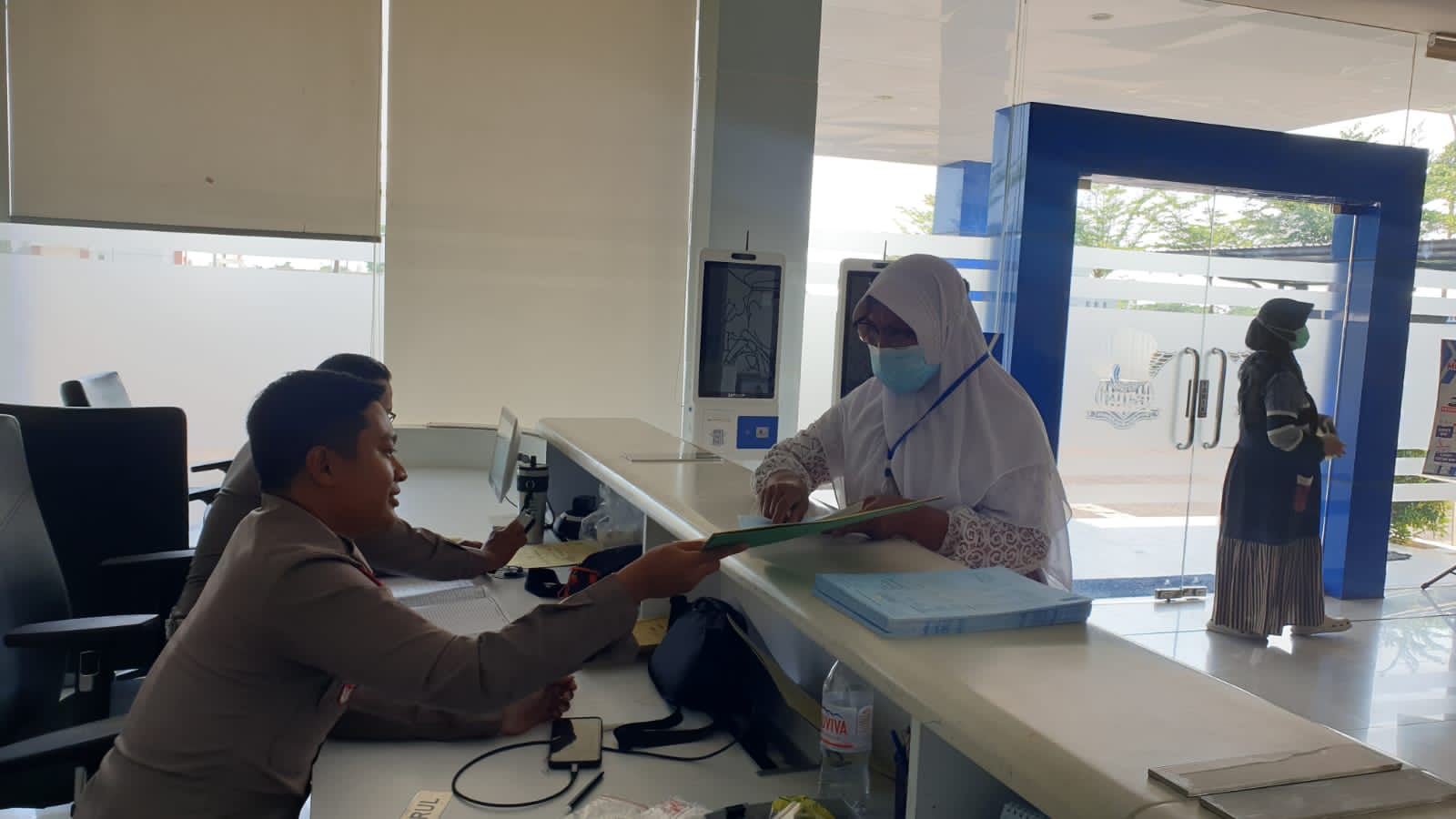 Satlantas Polres Tuban Laksanakan POLANTAS MENYAPA, Sosialisasikan Prosedur Penerbitan SIM secara Langsung ke Masyarakat