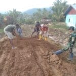 Satgas TMMD ke-126 Mulai Bekerja di Kampung Babak, TNI dan Warga Tambrauw Bergotong Royong Bangun Jalan