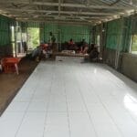 Semangat Terus Berlanjut, Satgas TMMD 126 Kodim Tambrauw Lanjutkan Perehaban Gereja di Tahap Dinding dan Pemasangan Keramik