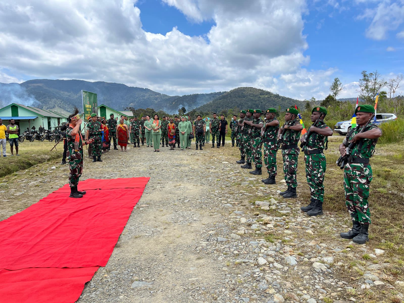 Pangdam Kasuari Kunjungi Kodim 1812/Pegaf Jadilah Penggerak, Bukan Penonton Perubahan dan Jadikanlah Diri Berarti di Tempat Bertugas
