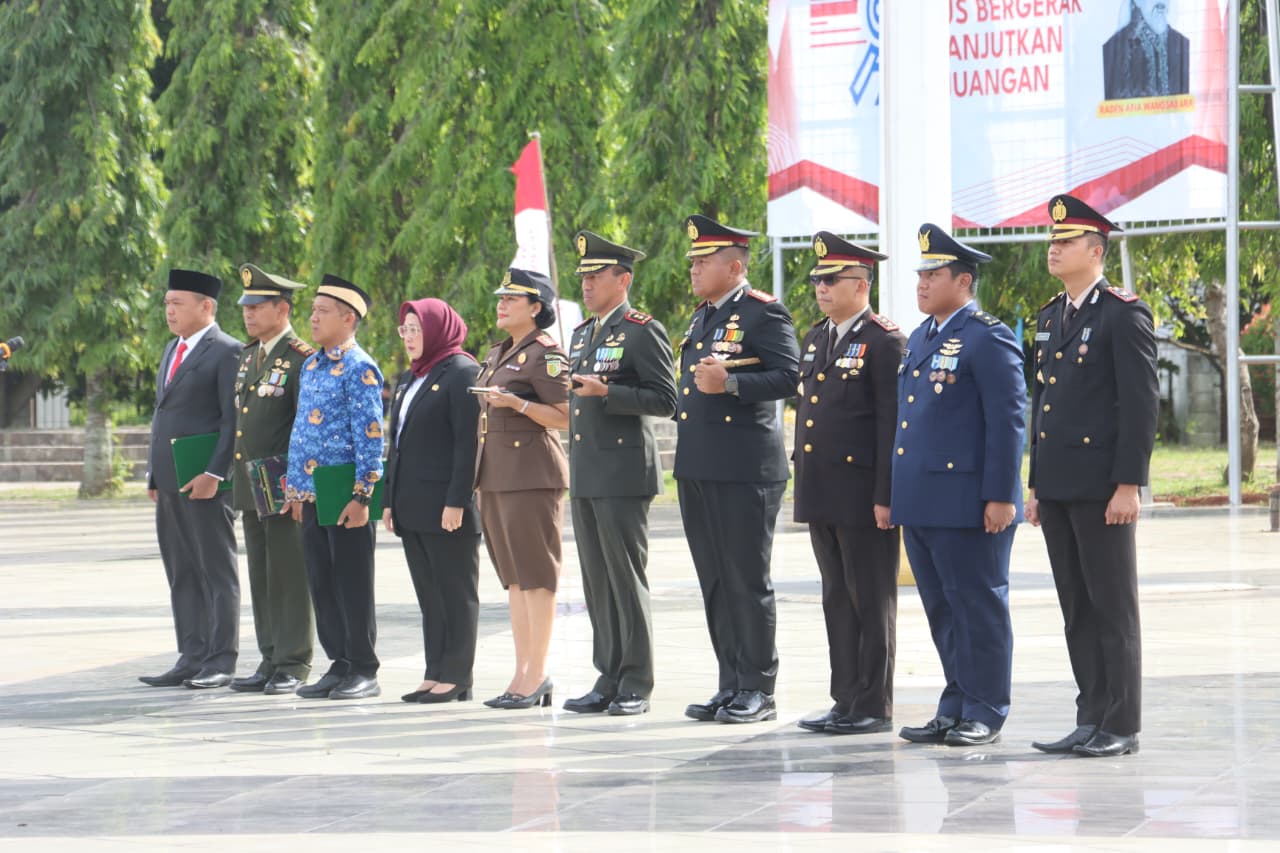 Hari Pahlawan Nasional, Kapolresta Tangerang dan Forkopimda Gelar Upacara di TMP