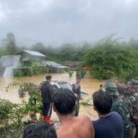 TNI Gerak Cepat di Aceh: Evakuasi, Bantuan Logistik, dan Posko Kesehatan Dimaksimalkan