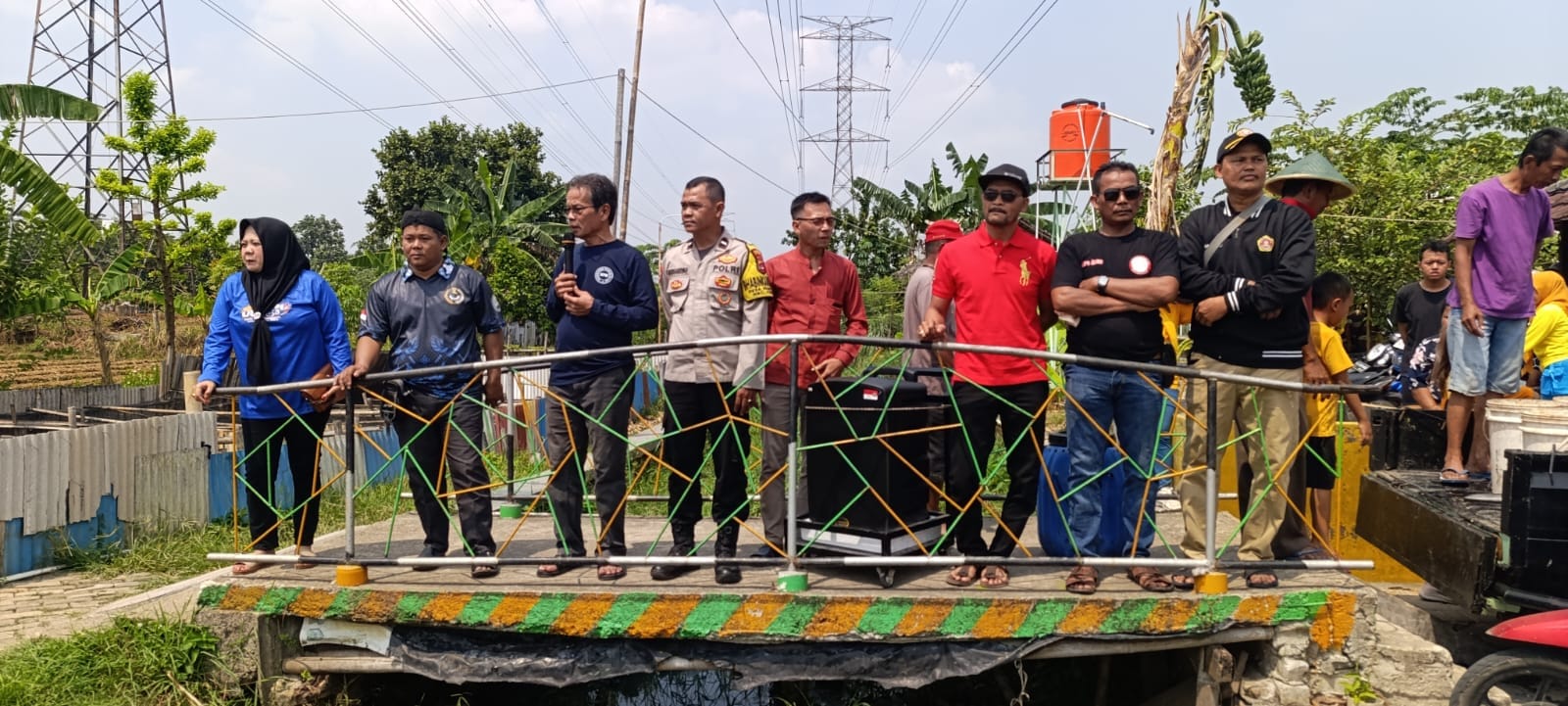 Bhabinkamtibmas Desa Pasir Jaya Hadiri Kegiatan Mancing Bareng dalam Rangka Hari Jadi Pemerintahan Desa ke-6