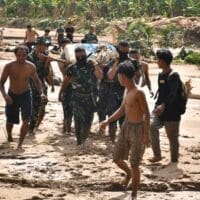 Satgas Gulben Kodam I/BB Berhasil Temukan dan Evakuasi Jenazah Korban Banjir di Tapanuli Selatan