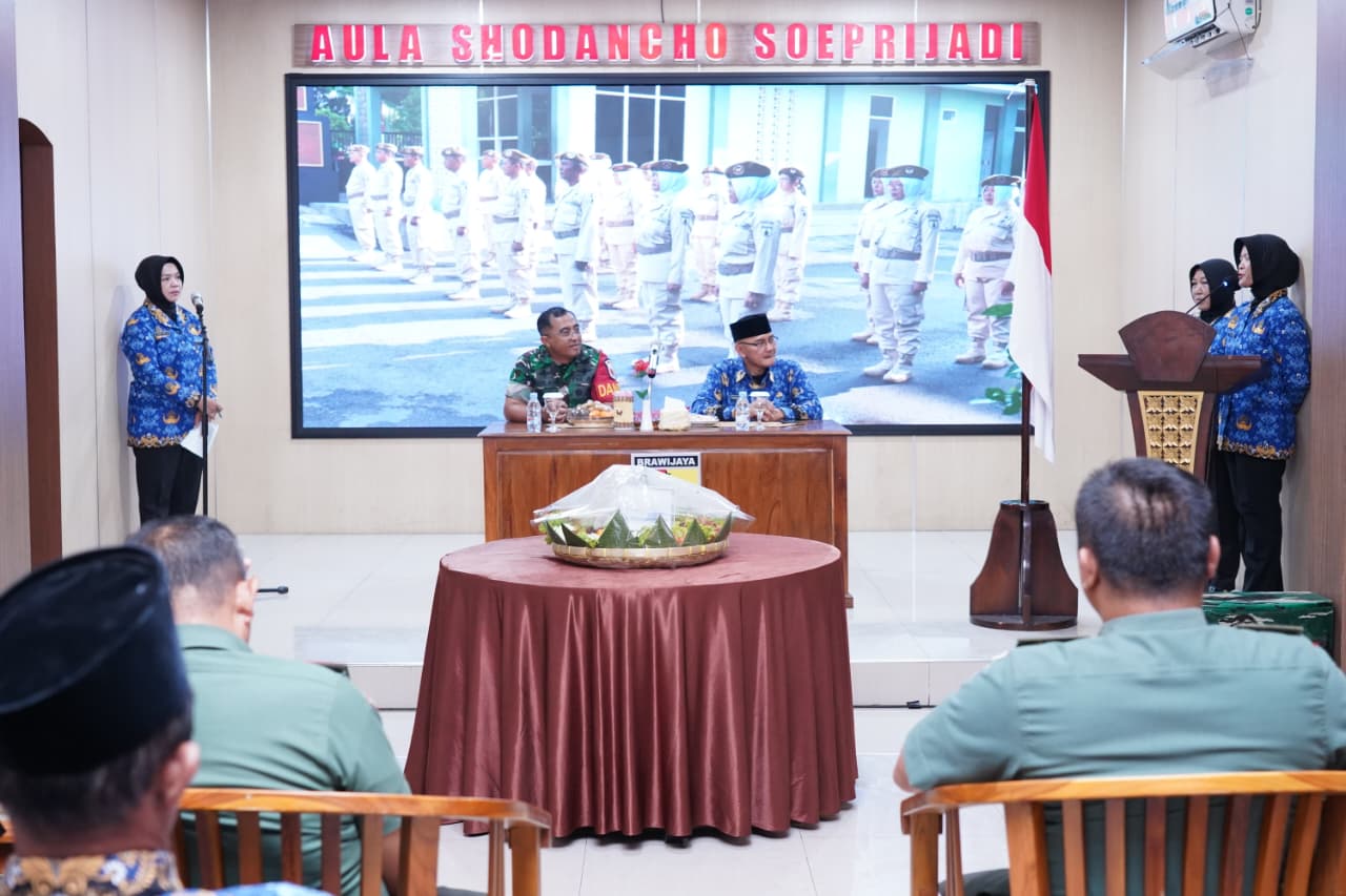 Syukuran HUT Korpri Ke 54, Kodim 0808/Blitar Perkuat Profesionalisme Dan Integritas ASN Syukuran HUT Korpri Ke 54, Kodim 0808/Blitar Perkuat Profesionalisme Dan Integritas ASN