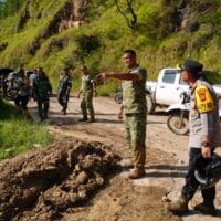 Wakil Panglima TNI Tinjau Pengungsi Banjir di Takengon dan Pidie Jaya