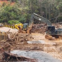 TNI Kerahkan Alat Berat Tembus Longsor, Puluhan Kilometer Akses Warga Tapteng Kembali Terbuka
