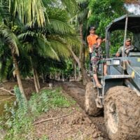 TNI Kerahkan Alat Berat Normalisasi Akses Warga di Bireuen