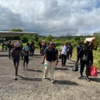 Babinsa Pos-Ramil 1714-07/Fawi Dampingi Penyaluran BLT Dana Desa di Distrik Fawi