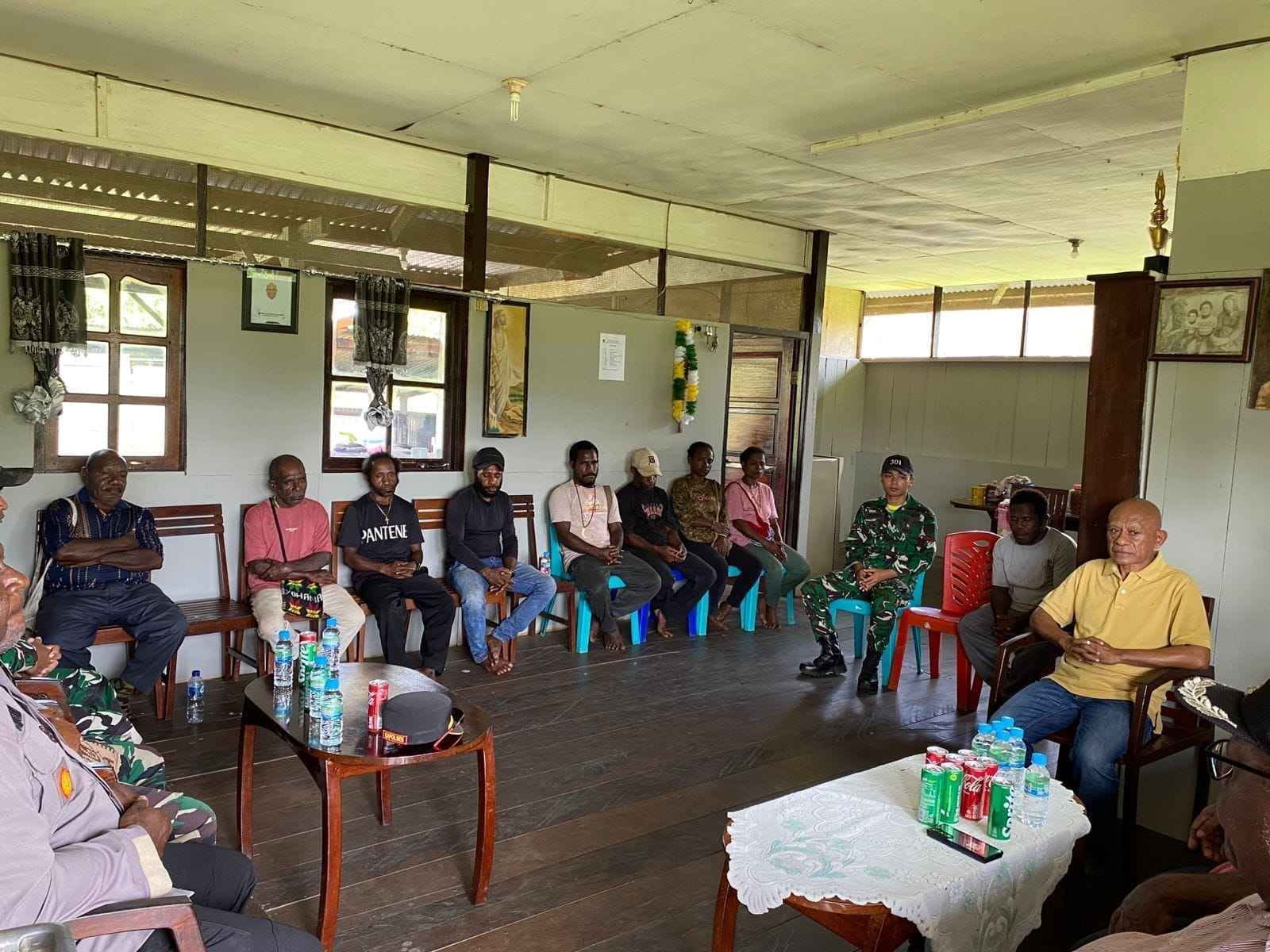 IMG-20260103-WA0023 Perkokoh Tali Silaturahmi Serta Kemanunggalan, Babinsa Koramil Agimuga Gelar Komsos Bersama Tokoh Masyarakat Di Wilayah Binaan