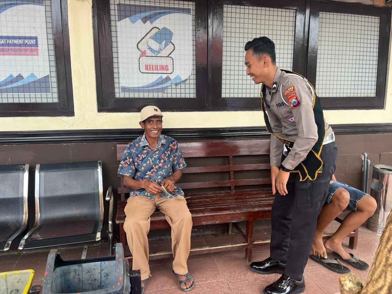 IMG-20260105-WA0007 Polisi Jadi Sahabat, Bukan Momok: Kisah Mengharukan dari Desa-desa di Tuban