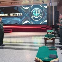 Gubernur Akmil Berikan Pengarahan kepada Perwira Remaja Abituren Akmil TA 2025