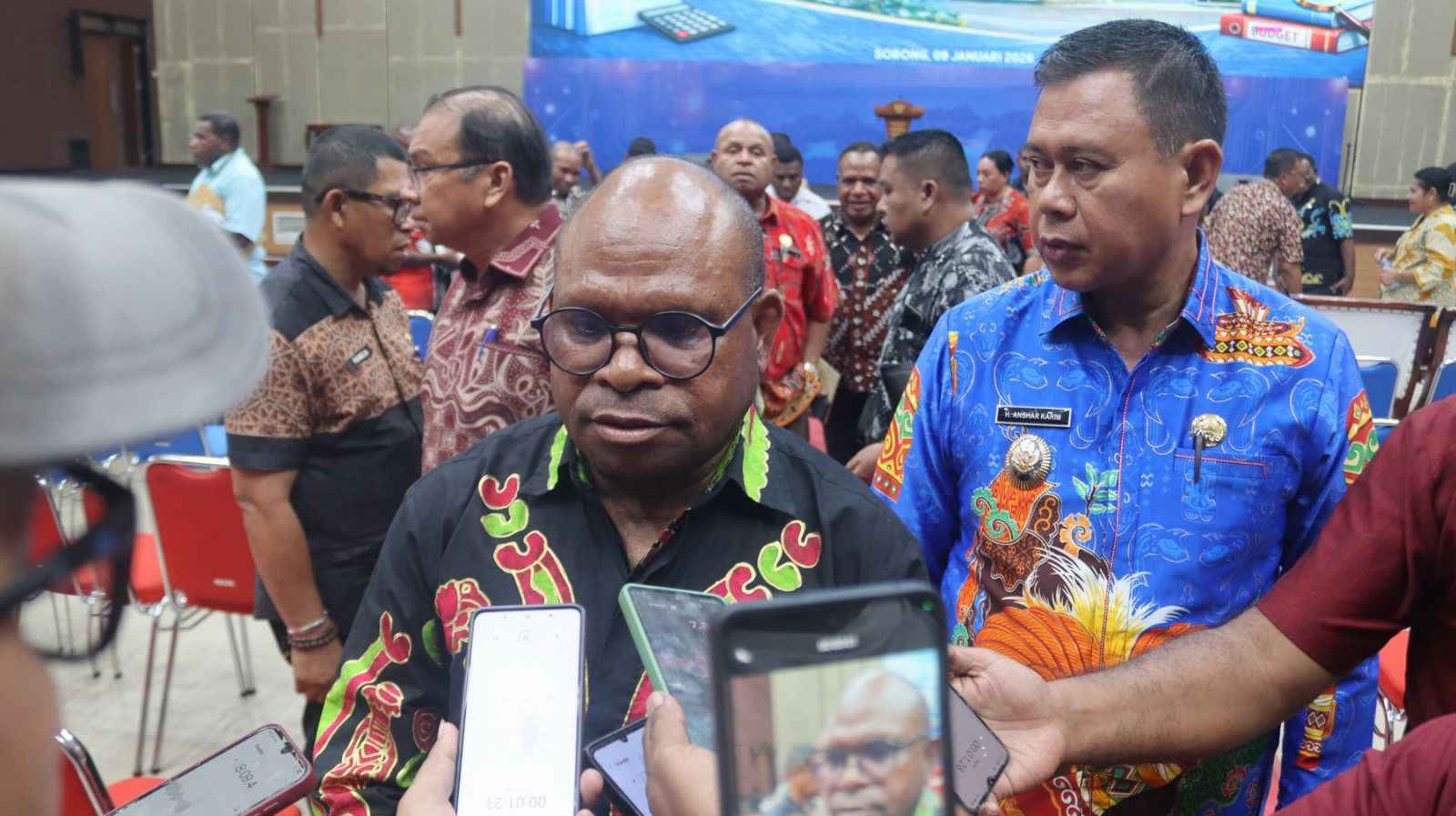 Wali Kota Sorong Ingatkan OPD Kelola Keuangan Secara Hati-Hati