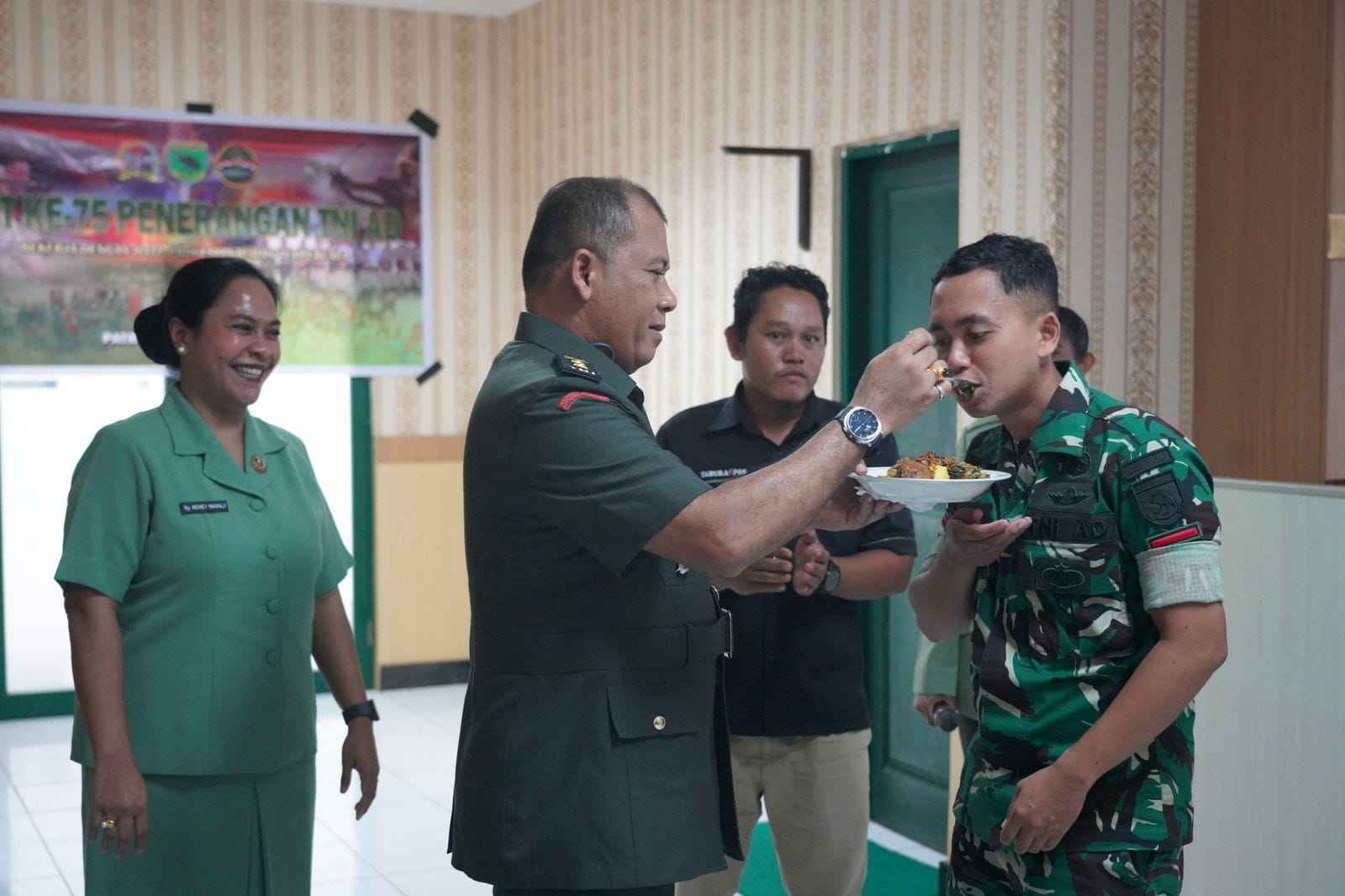 Pendam Kasuari Gelar Syukuran HUT ke-75 Penerangan TNI AD : Bekerja dengan Hati, Profesional dan Terpercaya