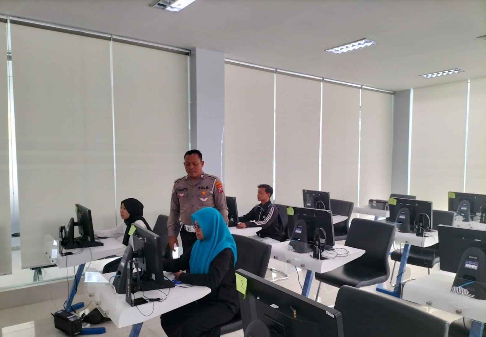 Tanpa Razia dan Tilang, Satlantas Polres Tuban Turun ke Desa Sapa Warga
