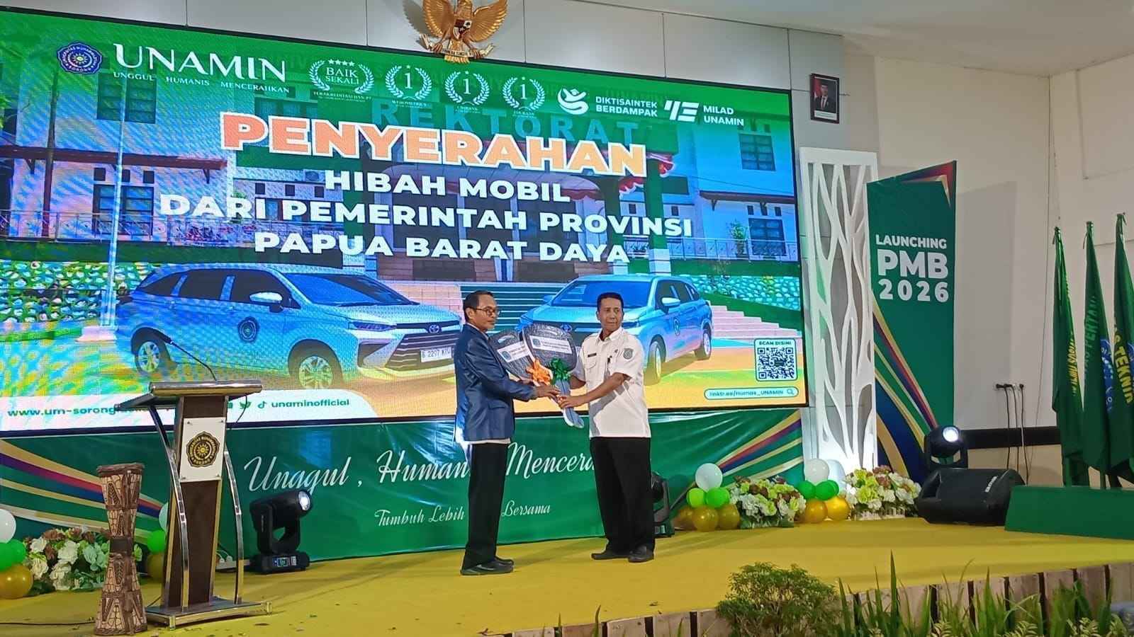 Dukung Pendidikan, Pemprov Papua Barat Daya Salurkan Bantuan Kendaraan Operasional