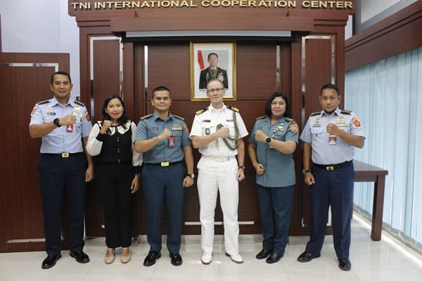 Perkuat Diplomasi Sejarah, Puskersin TNI Fasilitasi Kerja Sama dengan Museum Bronbeek Belanda