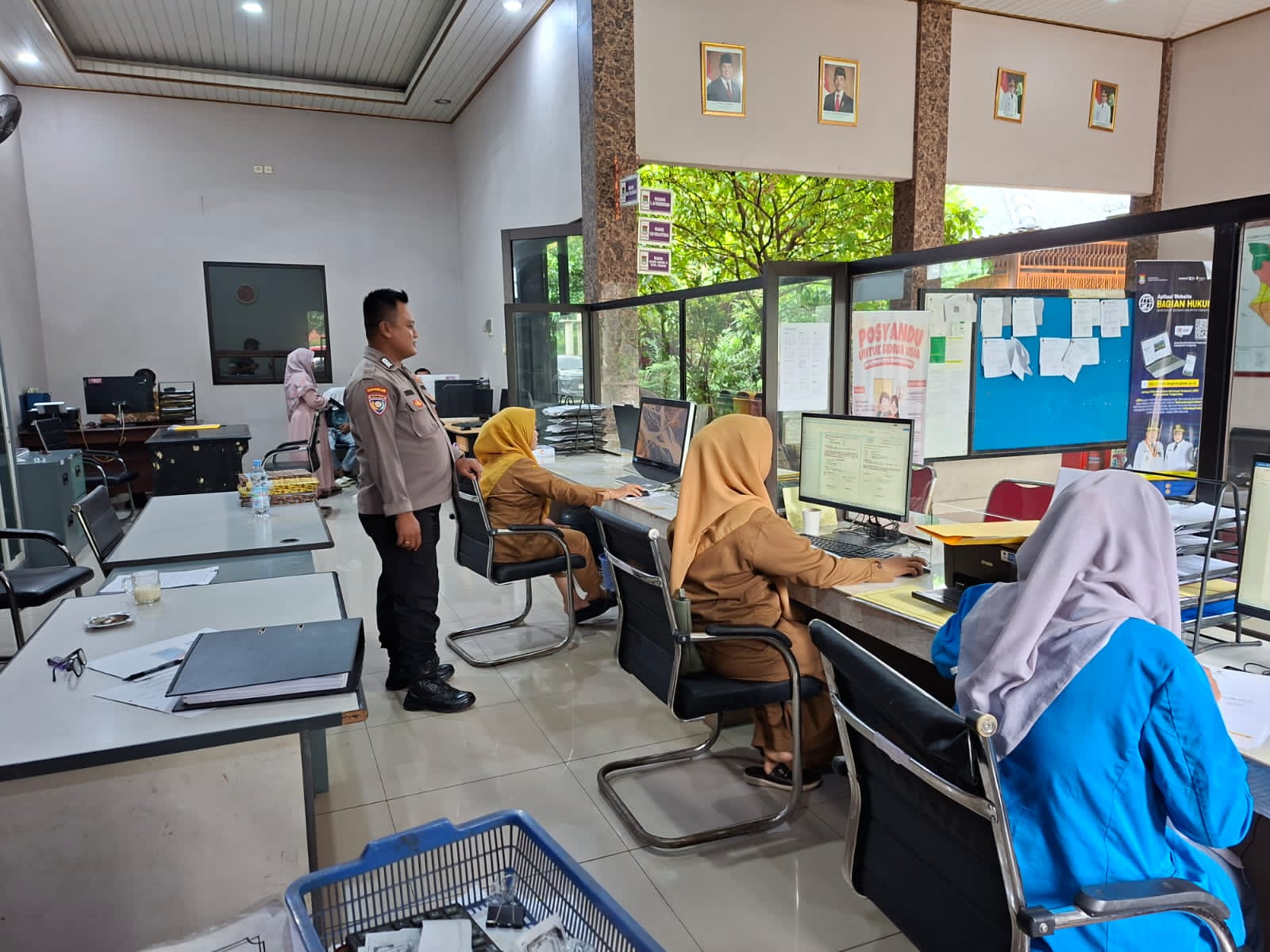 Bhabinkamtibmas Desa Talaga Laksanakan Sambang, Sampaikan Himbauan Harkamtibmas