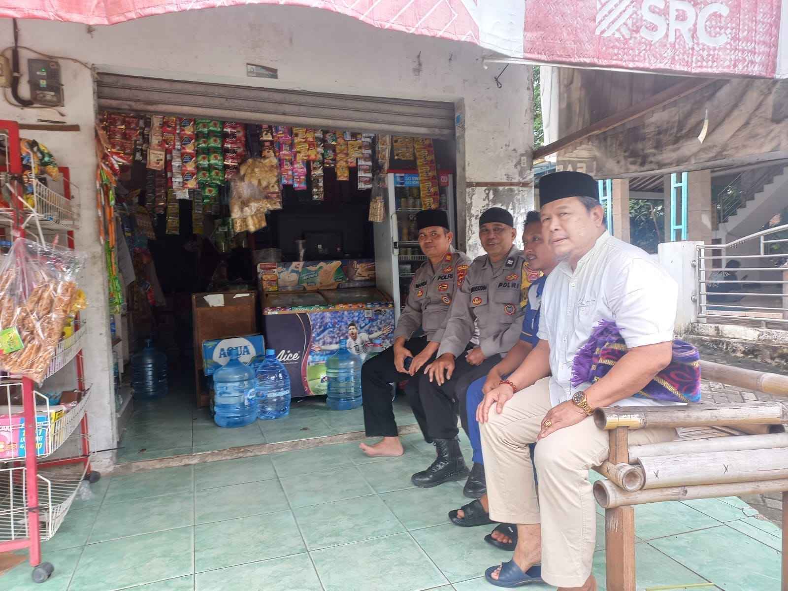IMG-20260123-WA0044 Bhabinkamtibmas Polsek Cikupa Sambangi Warga Desa Sukadamai, Perkuat Sinergi Kamtibmas