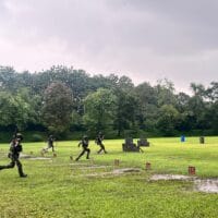 Pertajam Insting Bertempur, Prajurit Yonif 2 TNI AL Marinir Laksanakan Latihan Tembak Tempur Ofensif