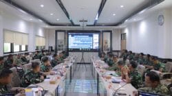 Armada III Gelar Monthly Review Evaluasi Kinerja Satuan Kerja