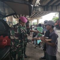 Yonif 2 Marinir TNI AL Gelar Kegiatan Jumat Berkah, Wujud Kepedulian kepada Masyarakat