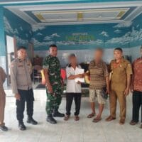 Babinsa Hadir Menyelesaikan Perselisihan Tapal Batas Secara Kekeluargaan