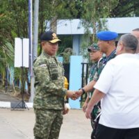 Panglima TNI Dampingi Presiden Prabowo Resmikan 166 Sekolah Rakyat