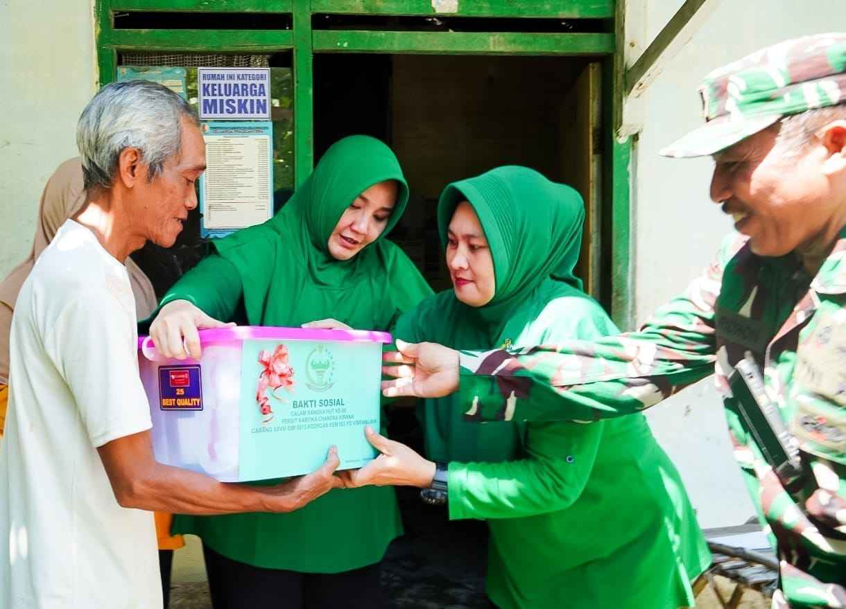 IMG-20260205-WA0008 Persit Kodim Bojonegoro Gelar Anjangsana dan Salurkan Bantuan Sembako