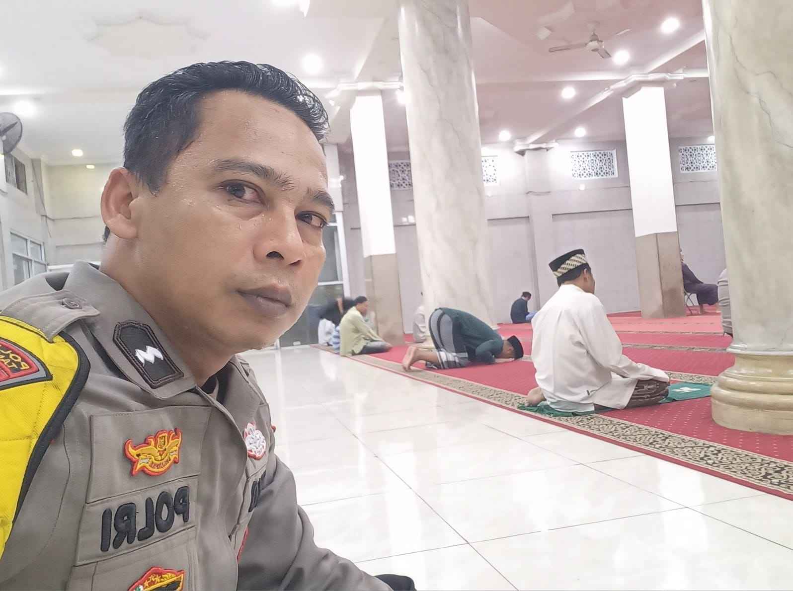Polsek Cikupa Laksanakan Subuh Keliling di Masjid Jami Nurrohman Desa Talagasari