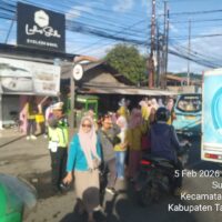 Polsek Cikupa Laksanakan Strong Point Sore Hari, Wujudkan Kamseltibcar Lantas