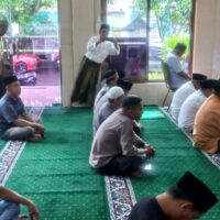 Kapolsek Cikupa Bersama Jajaran Laksanakan Sholat Jumat Keliling di Masjid Lammatul Jannan