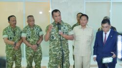 Wapang TNI dan Wamenhan RI Bahas Penguatan Alutsista dalam Rapat Kerja Komisi I di DPR RI