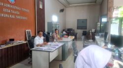 Bripka Suheri Wijaya Sambangi Staf Desa Talaga, Perkuat Sinergi Harkamtibmas