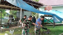 Satgas TMMD Wiltas Ke-127 Kodim 0912/Kbr Rakit Kerangka Besi untuk Perkuat Semenisasi Jalan