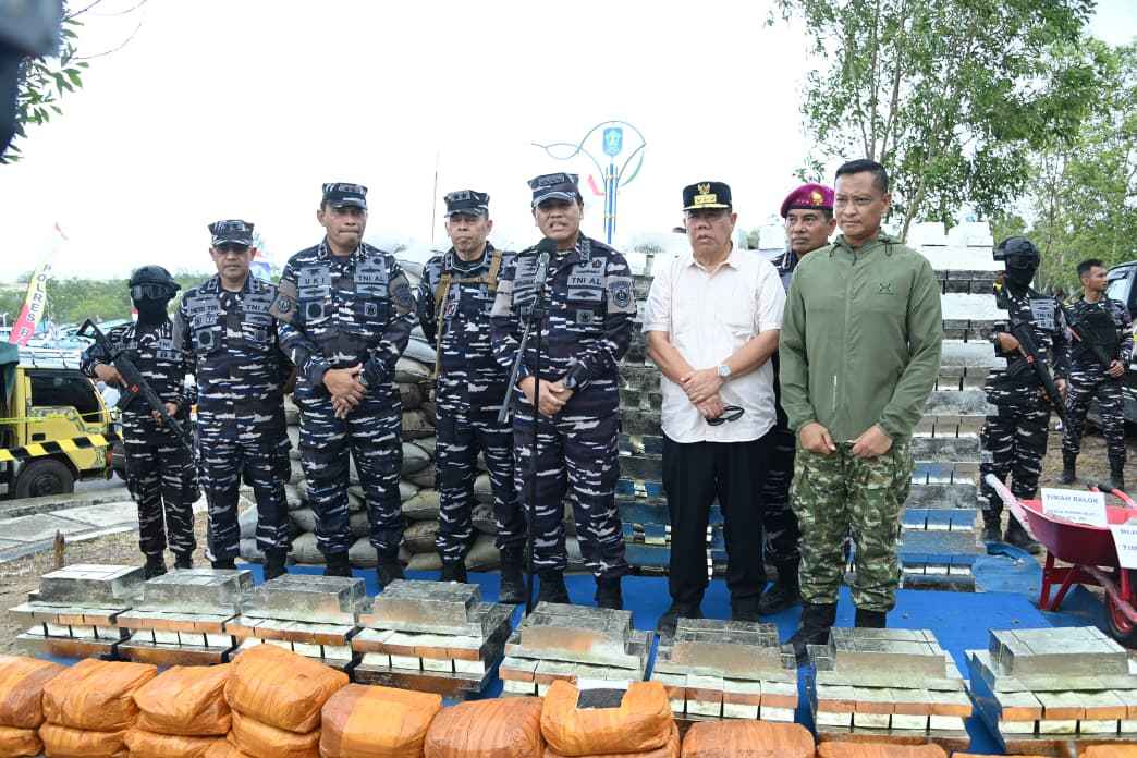 IMG-20260216-WA0023 TNI AL Gelar Latihan Anti Akses dan Anti Amfibi, Sekaligus Pamerkan Tangkapan Timah dan Logam Tanah Jarang Senilai Rp 173,6 Milyar