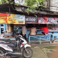 Bhabinkamtibmas Bitung Jaya Sambang Warung, Perkuat Koordinasi Kamtibmas