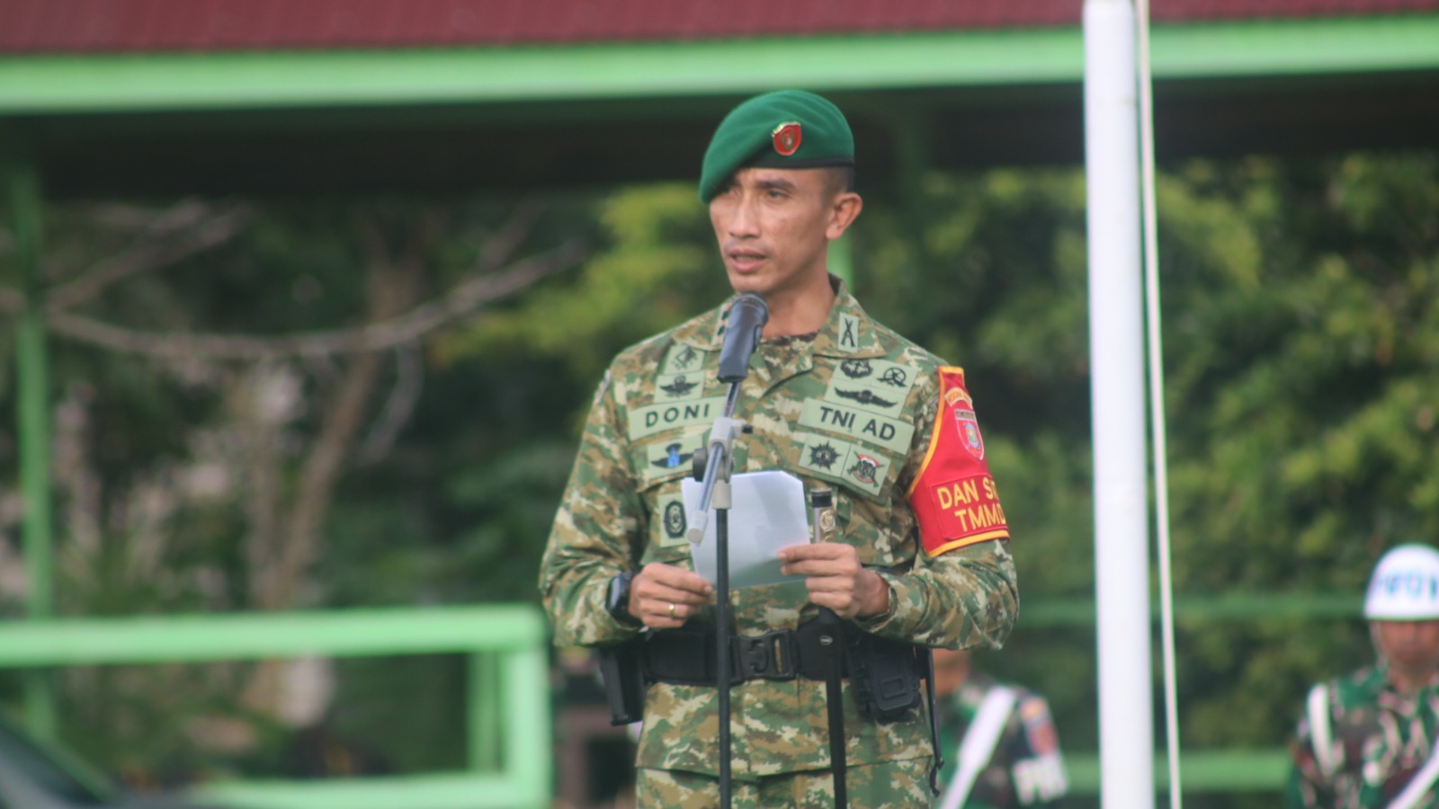 Perkokoh Kemanunggalan TNI dan Rakyat, Dansatgas TMMD Pimpin Upacara 17-an