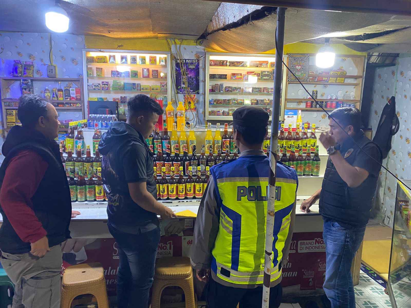 Unit Reskrim Polsek Cikupa Gelar Operasi Pekat dengan Sasaran Miras