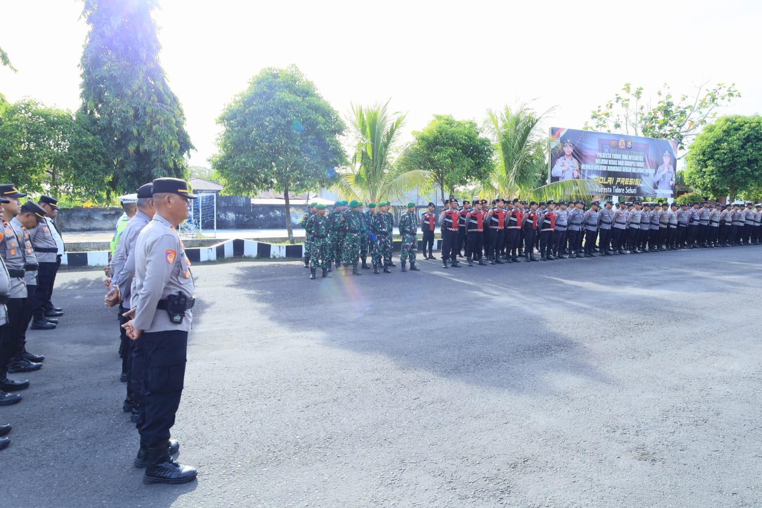 TNI-Polri Bersinergi, Apel Siaga Kamtibmas Selama Bulan Ramadhan di Kota Tidore TNI-Polri Bersinergi, Apel Siaga Kamtibmas Selama Bulan Ramadhan di Kota Tidore