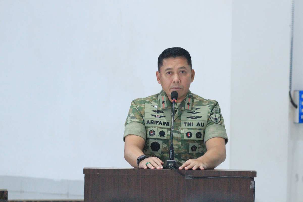 Lanud Sultan Hasanuddin Gelar Ceramah Lambangja Road to Zero Accident