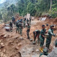 Satgas Gulbencal Kodam I/BB Tuntaskan Jembatan Armco Kedua, Percepat Pemulihan Akses Warga Pascabencana